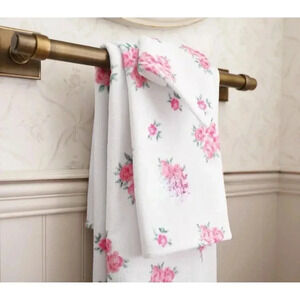 Bath Towel Pink Florals Cotton Valour NEW by LoveShackFancy
